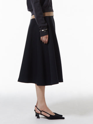 BONDING TUCK FLARE SKIRT