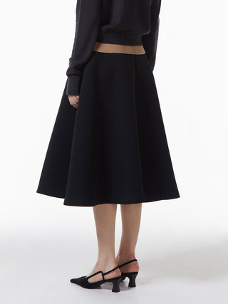 BONDING TUCK FLARE SKIRT