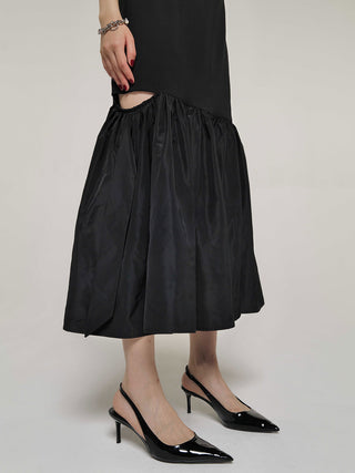 CUTTIMG FLARE DRESS