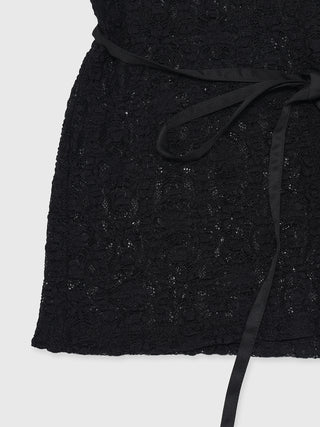 LACE COMPACT LAYERED TOPS