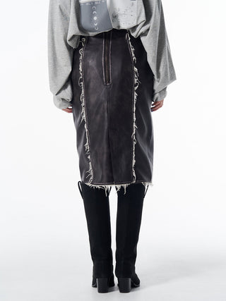 FAUX LEATHER TIGHT SKIRT