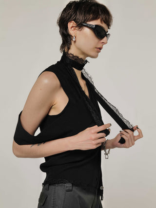 NECK LACE SLEEVELESS KNIT