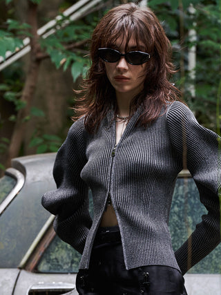 ESCARGOT SLEEVE KNIT