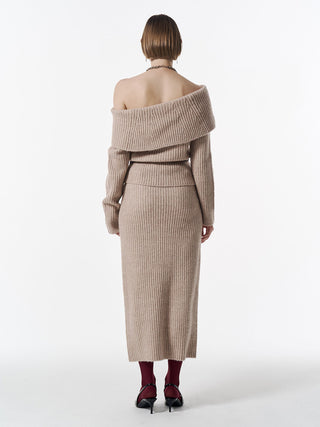 OFF SHOULDER BULKY KNIT