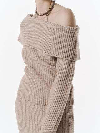 OFF SHOULDER BULKY KNIT
