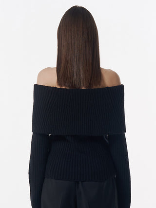 OFF SHOULDER BULKY KNIT