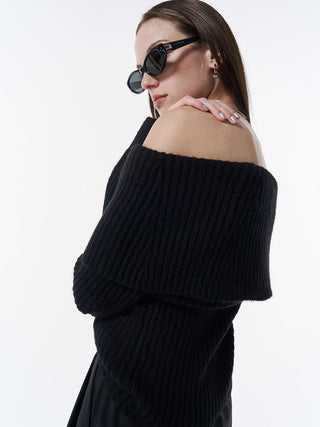 OFF SHOULDER BULKY KNIT