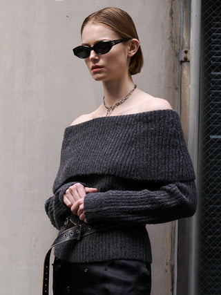 OFF SHOULDER BULKY KNIT