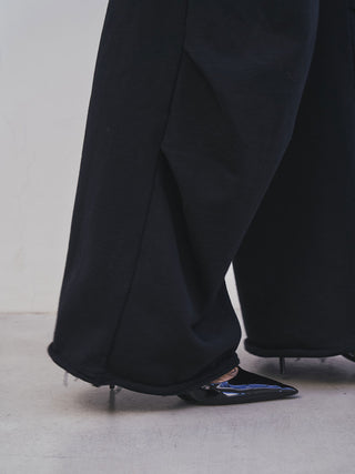 TACK SLIT SWEAT PANTS