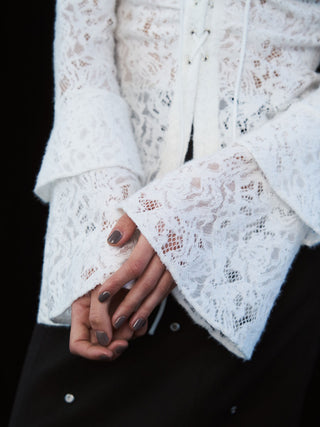 LIQUIDE LACE BLOUSE