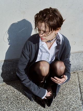 PLATE VNECK OVER CARDIGAN