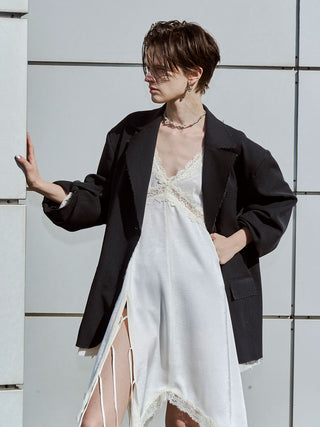 SIDE CUTTING LACE DRESS