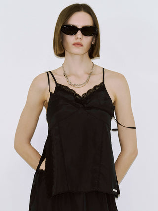 CROSS OVER LACE CAMI