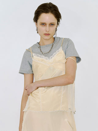 CROSS OVER LACE CAMI