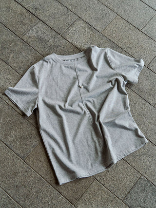 JOSEMOON LOGO OVER T-SHIRT