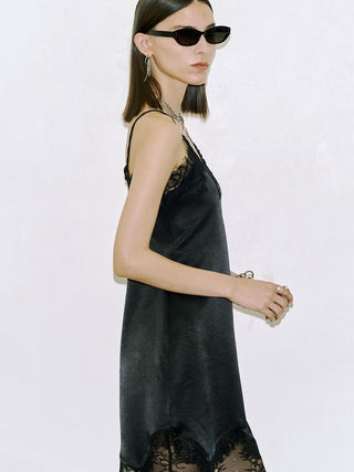 UP SIDE DOWN LACE CAMISOLE