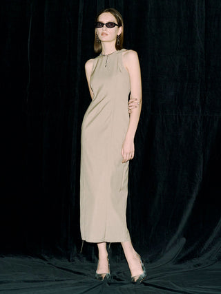 BACKLESS DRESS