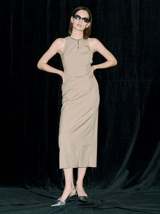 BACKLESS DRESS