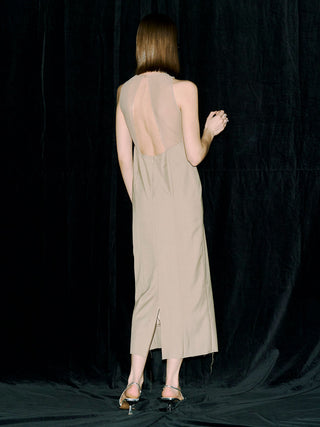 BACKLESS DRESS