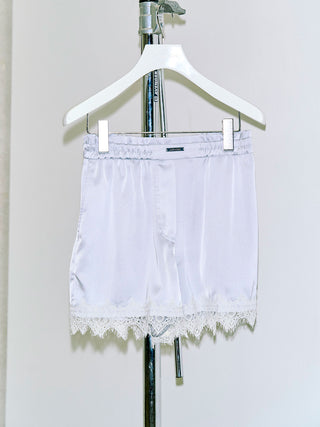 LACE TRIM SHORT PANTS