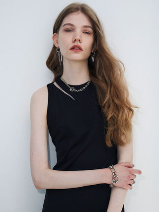 【SIGNATURE PIN】BACK OPEN DRESS