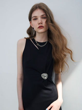 【SIGNATURE PIN】BACK OPEN DRESS
