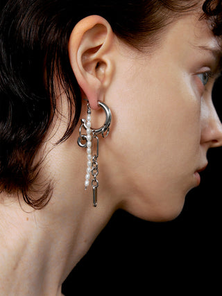 【JUSTINE CLENQUET】IRIS PEARL EARRINGS