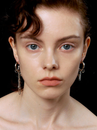 【JUSTINE CLENQUET】IRIS PEARL EARRINGS