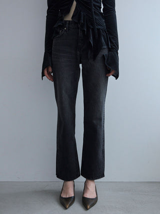 SLIT LEG DENIM