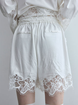 LACE DOCKING SHORT PANTS