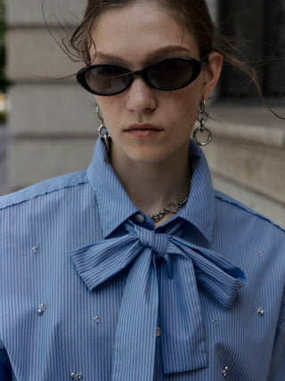 REPOS OVER BOWTIE SHIRT with BIJOU