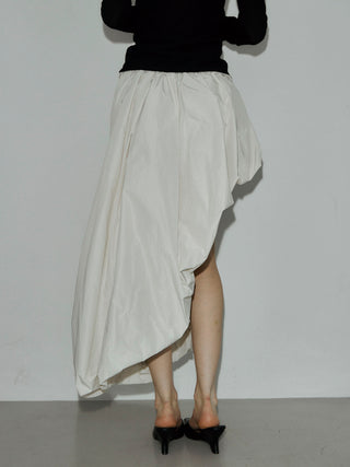 ASYMMETRY BALLOON SKIRT