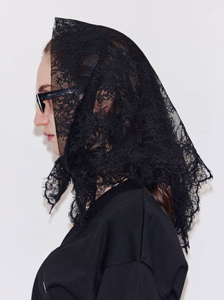 LACE SQUARE SCARF