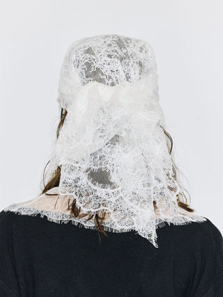 LACE SQUARE SCARF