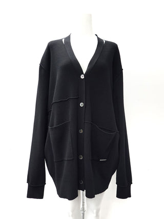 PLATE VNECK OVER CARDIGAN