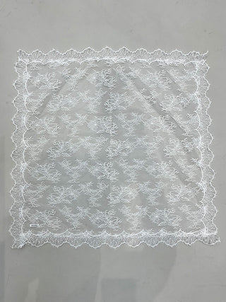 LACE SQUARE SCARF