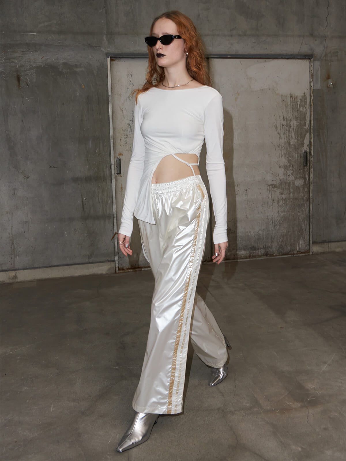 SHINY TRACK PANTS(F WHITE): BOTTOMSjosemoon