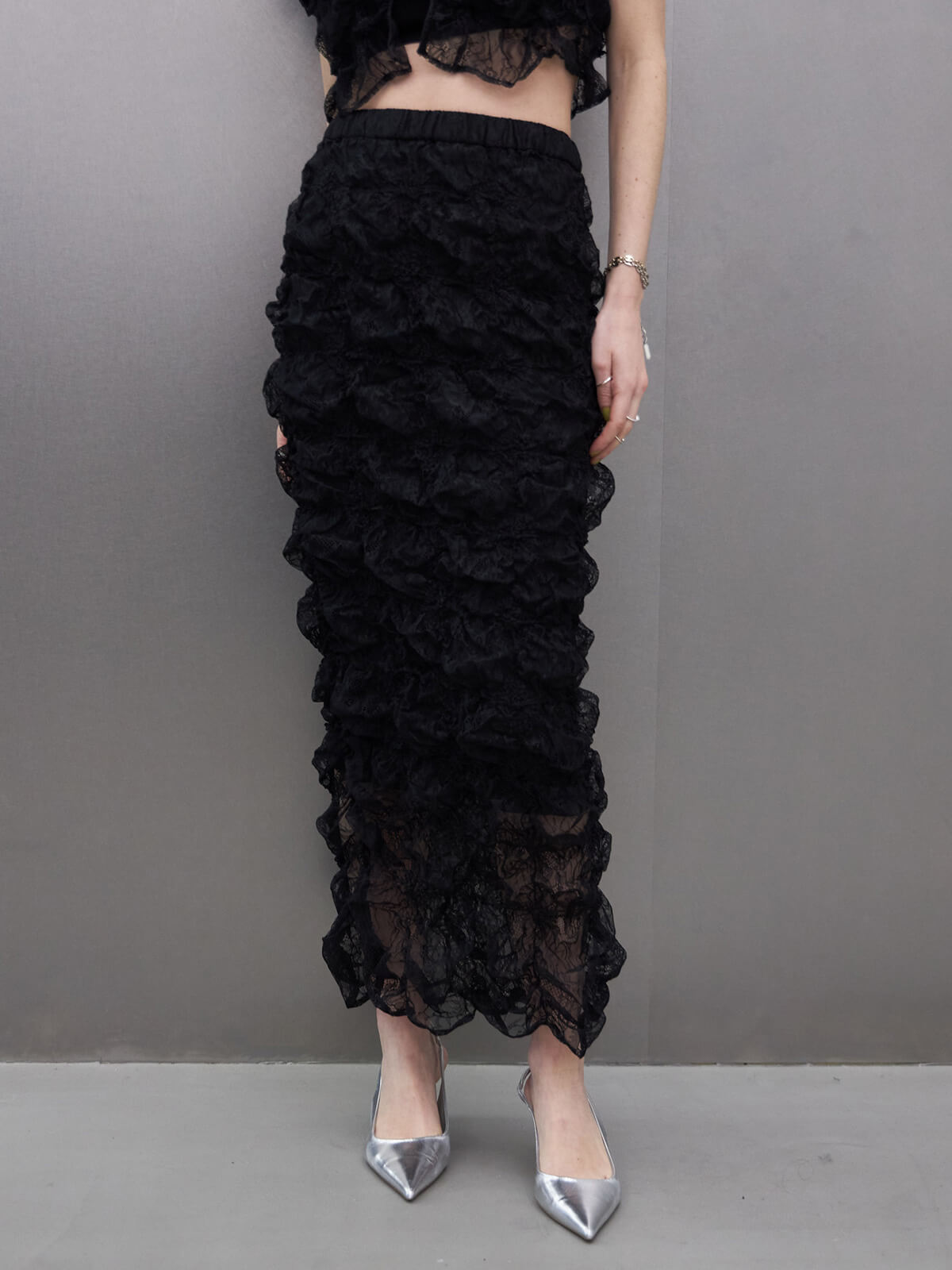 ARIMATSUSHIBORI SKIRT LACE(F BLACK): BOTTOMSjosemoon