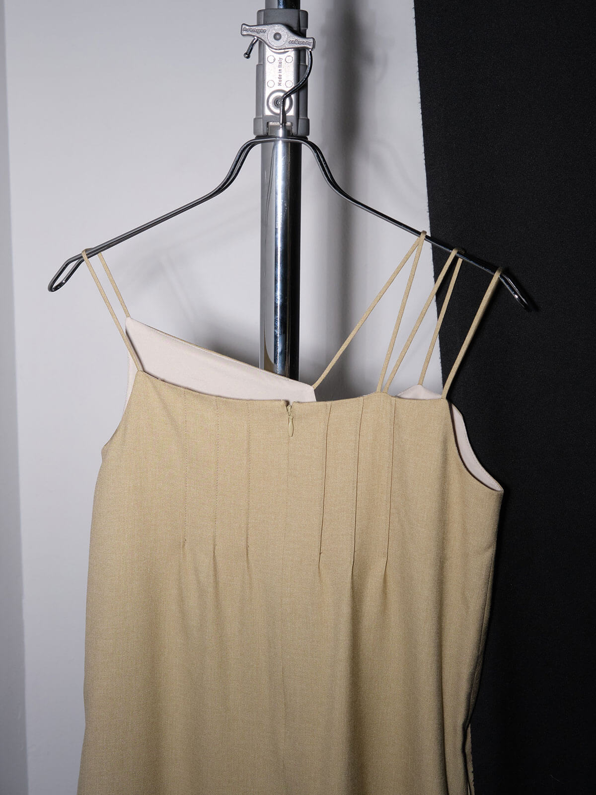 RAMDOM STRAP CAMISOLE DRESS