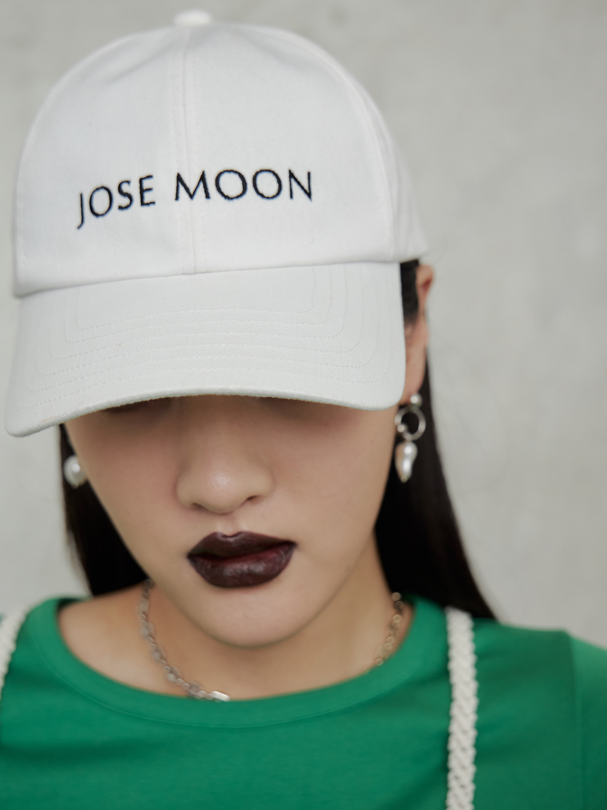 JOSE MOON CAP(F WHITE): GOODSjosemoon