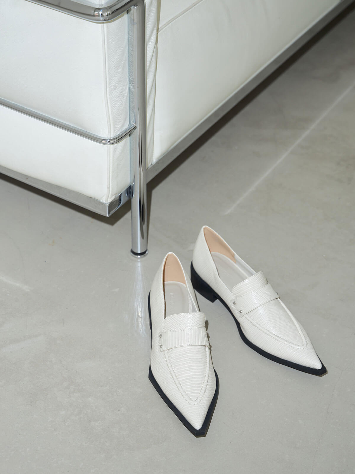 POINTED TOE LOAFER(35 WHITE): SHOESjosemoon