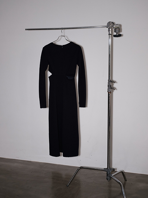 SIDE CUT OUT DRESS