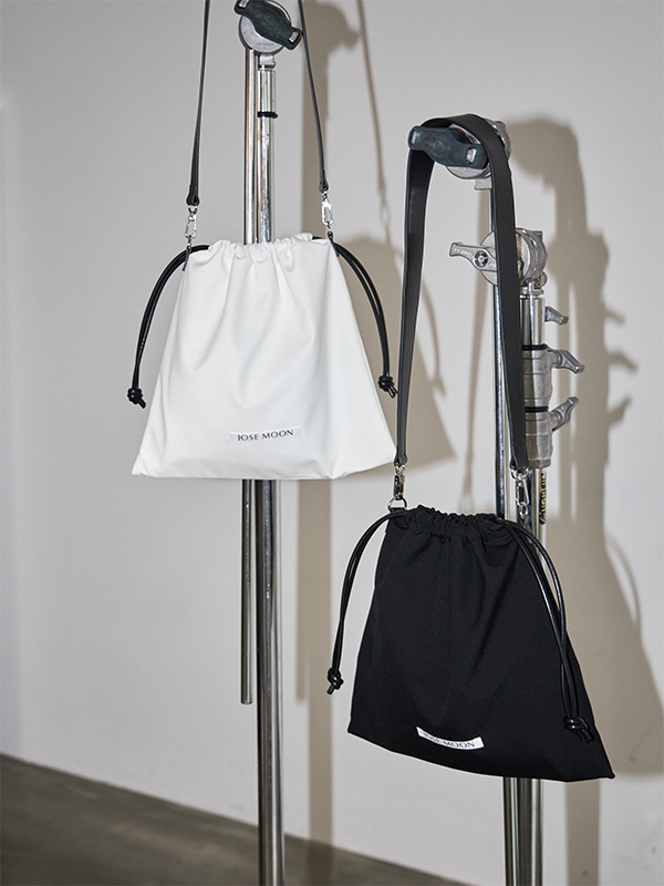 POUCH BAG
