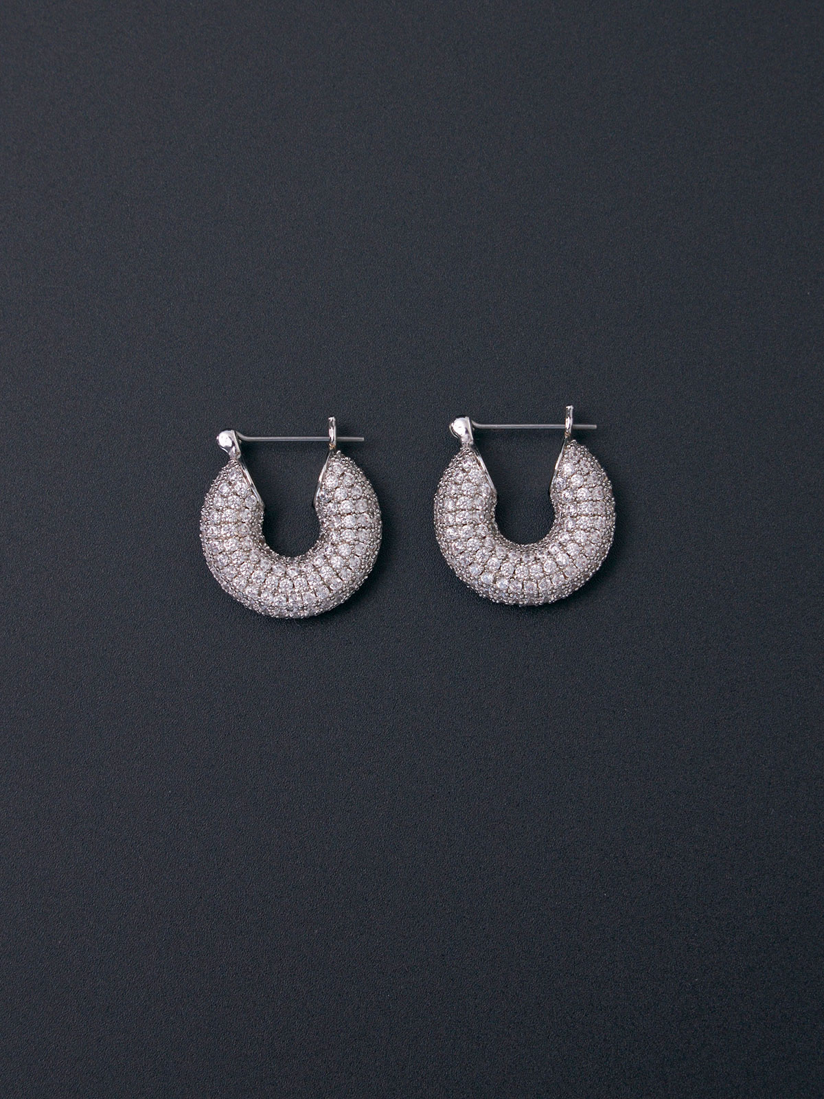 【LUV AJ】THE PAVE MINI DONUT HOOPS